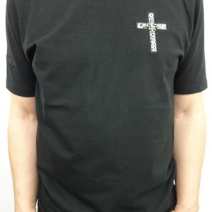 BeAmbition ビーアンビション T21101B  4L 黒 パイソン柄クロス クルーネック 半袖Tシャツ  BW  新品  送料無料 50%OFFの画像2