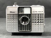 2/3a25 カメラ RICOH AUTO HALF E F:2.8 f=25mm リコー ハーフ フィルムカメラ コンパクトカメラ 動作未確認 _画像2