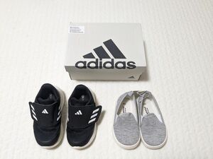 ★今ならスリッポン(グレー)のおまけ付き！★adidasアディダス 14cm ランニングシューズ コアファイト 2.0 LTJ64