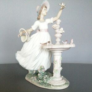 リヤドロ　LLADRO 春を告げる小鳥たち