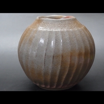 管理：339-171 ☆【絶品】 備前　作家 藤原史暁 備前志野線紋壺　壺　花器　 共箱付き 共布 栞 ☆_画像5