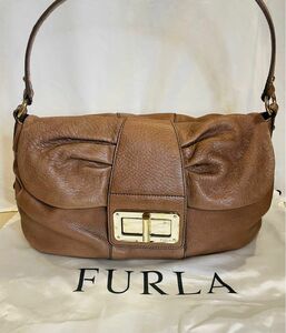 FURLA フルラ　 ハンドバック　レザー×金属金具　ブラウン