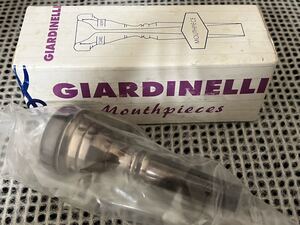 ★お宝！未使用品 GIARDINELLI フリューゲルホルンマウスピース 3FL ★