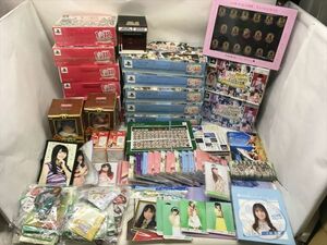 ★AKB48 乃木坂46 日向坂 グループ 関連グッズ 大量 まとめ売りセット ゲーム CD ピンバッジ グラス 生写真 等 色々♪