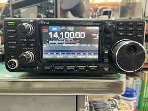 中古IC-7300 100ワット機　ICOM アイコム オールモード 100W 無線機 美品　カバー　希少