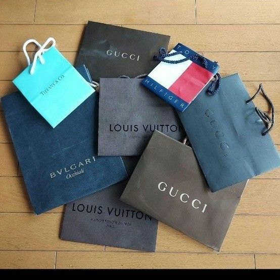 LOUISVUITTON　GUCCI　BVLGARI　紙袋ショップ袋ショッパー