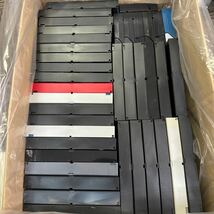 ◆⑪使用済み VHS ビデオテープ 大量まとめ売り 約100本以上 中古 録画済み ケースなし 本体のみ ダビング 上書き 再生未確認 145-19_画像2