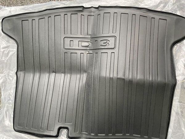 新品未使用品☆フォルクスワーゲンID.3用ラゲッジマット ラゲッジトレイ ラバーマット VW ID3 BEV 新型EV 社外品