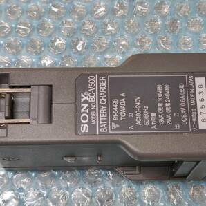 SONY ハンディーカム 2連バッテリー充電器 BC-V500の画像4