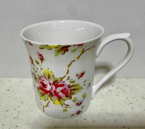 未使用 Cath Kidstonキャスキッドソン 花柄マグカップ