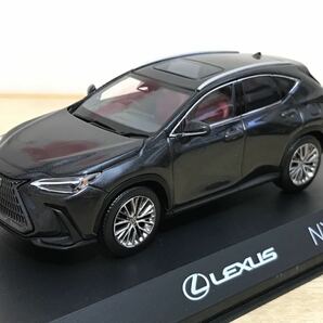 送料無料　1/43 京商　レクサス NX ミニカー　KYOSHO LEXUS