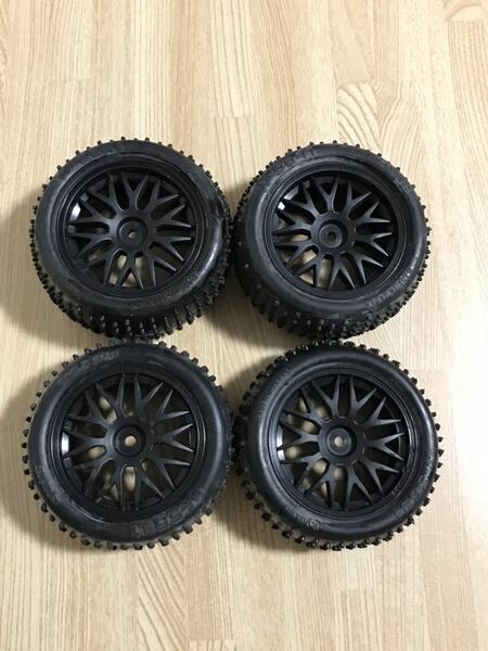 送料無料　1/10 京商 スパイクタイヤ ホイールセット オフロード ラジコン用 KYOSHO OFF-ROAD TIRE WHEELS オプティマ等に OPTIMA バギー