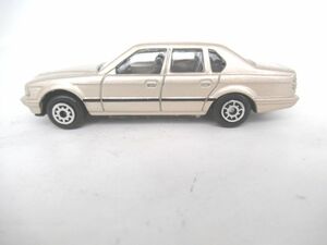 A60 マイスト Maisto BMW 750L 箱なし