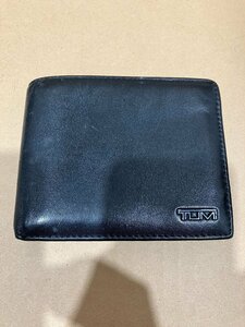 【G26300】トゥミ TUMI 二つ折り財布 ウォレット レザー 黒 ブラック