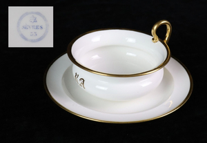 SEVRES セーブル カップ ソーサー 1831-1834年 西洋陶磁器 洋食器 金彩 白 RA 020JSGJP02