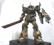 ■MG 1/100 グフ　オリジナル改造塗装済完成品■_画像3