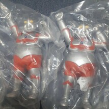 国内発送 帰ってくれウルトラマン　デュワッ！　デブトラマン　相撲　貫禄　完成品フィギュア　ウルトラマン　メタボ_画像2