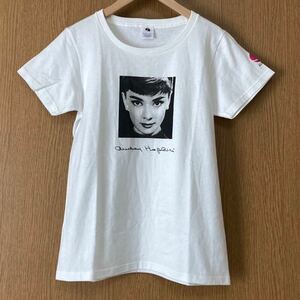 * unused * ALIVEN( reality Invel in veru) T-shirt Audrey Hepburn Audrey hep bar n not for sale Novelty rare 