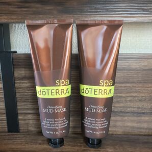 未使用　ドテラスパクラリファイングマッドマスク　doTERRA　クレイパック　2本セット