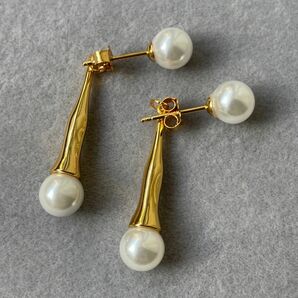 不規則なロングパールピアス　ゴールド　s925 カジュアル　上品 pearl jewelry ジュエリー