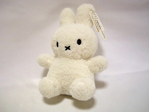 ●ボントントイズ　ミッフィー　リサイクルテディ　ぬいぐるみ　23cm　クリーム●BON TON TOYS Miffy Recycle Teddy●