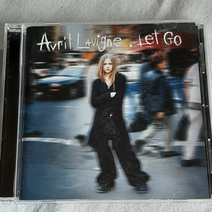 AVRIL LAVIGNE「LET GO」＊2002年リリース・デビューアルバム