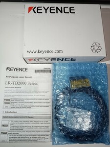 未使用品　KEYENCE　キーエンス　LR-TB2000