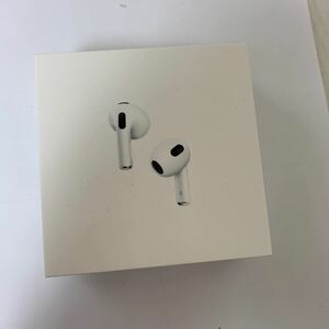 [新品未使用]AirPods 第三世代 Apple MME73J/Aエアーポッズ アップル エアポッズ ワイヤレスイヤホンエアーポッズ 