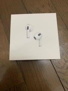 [新品未使用]AirPods 第三世代 Apple MME73J/Aエアーポッズ アップル エアポッズ ワイヤレスイヤホンエアーポッズ 