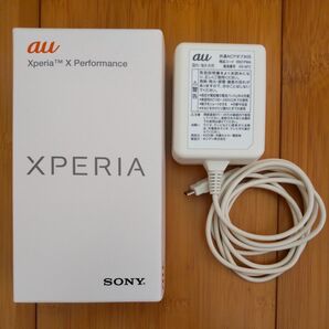 au Xperia X Performance SOV33 ホワイト ACアダプタ付属