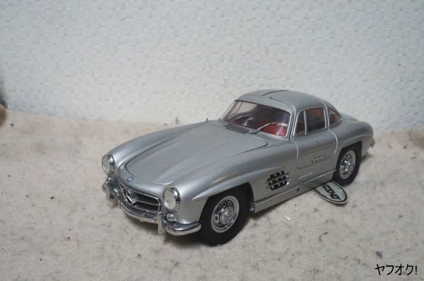 希少絶版品!!】1/18 京商 メルセデス ベンツ300SL ミニカー