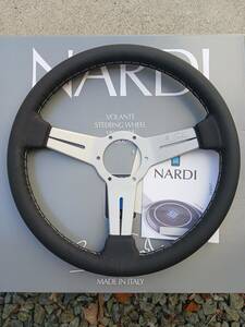 ★人気 新品未使用 FET正規品 NARDI ナルディ クラシック 33パイ ブラック/シルバースポーク N111 ★