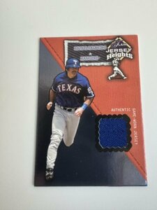 ラファエル・パルメイロ Rafael Palmeiro　Fleer 2002 ジャージカード　テキサス・レンジャーズ Texas Rangers　MLB メジャーリーグ