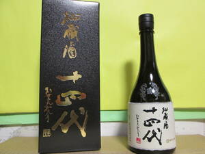 【希少】高木酒造 「十四代 秘蔵酒」 純米大吟醸 古酒 720ml 2024年1月 限定品 美品です。