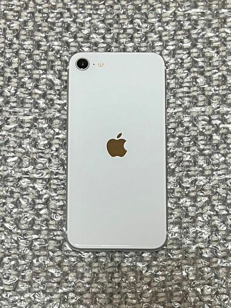 【即日発送】iPhone SE 第2世代 SE2 ホワイト　白　SIMフリー　64GB バッテリー最大容量84%