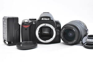 Nikon ニコン D40 ブラックボディ デジタル一眼レフカメラ + AF-S DX NIKKOR 18-55mm F/3.5-5.6 レンズ (t5418)