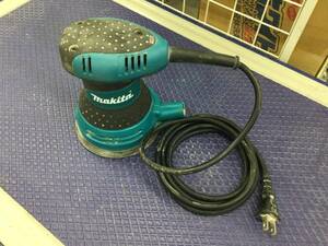 【中古品】makita(マキタ) ランダムオービットサンダ (ペーパー寸法 125㎜) BO5030 IT76TLTPGWIG