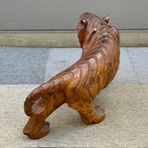【福岡】木彫り 置物 虎 トラ タイガー 彫刻 オブジェ 木製【KK0217-4】_画像4