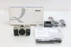 1円～★動作確認済★PENTAX ペンタックス デジタル一眼カメラ Q7 11522 シルバー ミラーレス 光学機器 小型 コンパクト R529