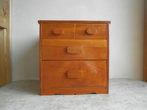 Art hand Auction Retro *wooden*small drawer*chest of drawers*handmade*handmade*trinket case*storage*wooden drawer*used tools*medicine box*sewing box, furniture, Japan, others