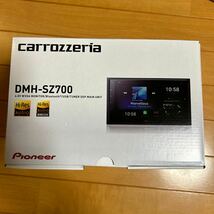 新品未開封　Pioneer パイオニア ディスプレイオーディオ DMH-SZ700 6.8インチ_画像3