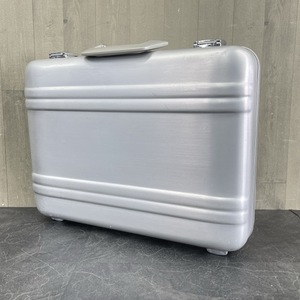 ZERO HALLIBURTON Elite byZero アタッシュケース 【中古】 内寸44×8x33cm 外寸45x11x36cm ゼロハリバートン エリートバイゼロ /56289