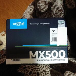 CT1000MX500SSD1/JP [Crucial MX500 2.5インチ 7mm SATA 1TB]