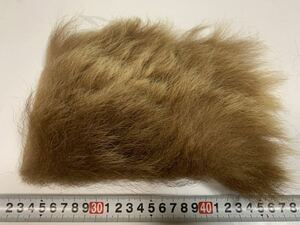 残りわずか フライマテリアル 67 極上毛色 ヒグマ 羆 金毛 毛針 毛鉤 テンカラ ヒグマの毛皮 