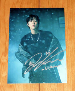 ユノ (東方神起)◆韓国20周年記念アルバム「20&2」中型スチール写真 ◆直筆サイン