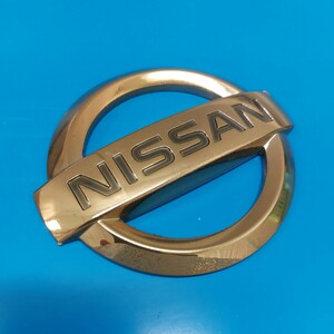 ※N31 NISSAN GOLD EMBLEM 日産 ゴールド エンブレム VIP LUGUXUY CUSTOM INFINITY ビップ ラグジュアリー カスタムインフィニティ