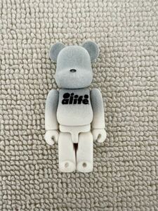 美品 ベアブリック alife 100% MEDICOM TOY メディコムトイ BE@RBRICK 