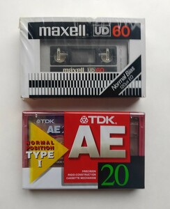 カセットテープ　２本セット　maxell マクセル UD60　TDK AE20