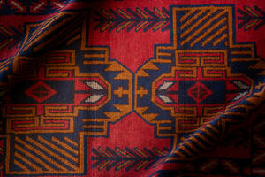 ￥33,000→￥17,000 スペシャル価格 134×86cm 手織り 絨毯 カーペット ヴィンテージ ラグ ペルシャ絨毯 アウトレット