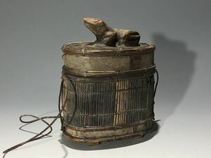 コレクター旧蔵品 竹編蛙形蓋物 古美術 時代物